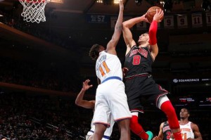  拉文绝平公牛加时负篮网  