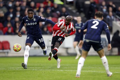  利物浦逆境翻盘展现冠军底蕴