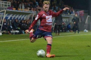  布雷斯特小胜洛里昂逃离降级区  