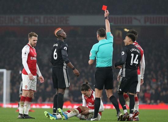  曼联争议红牌葬送德比胜利  